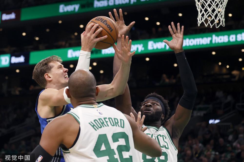 随着波斯特 随着波斯特