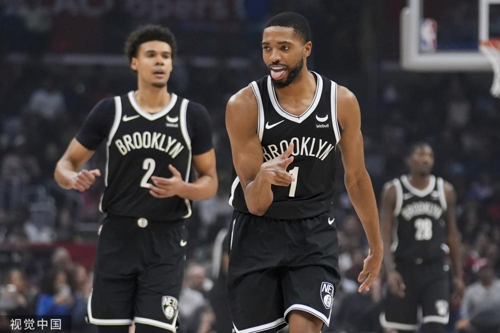 自领域的边 自领域的边